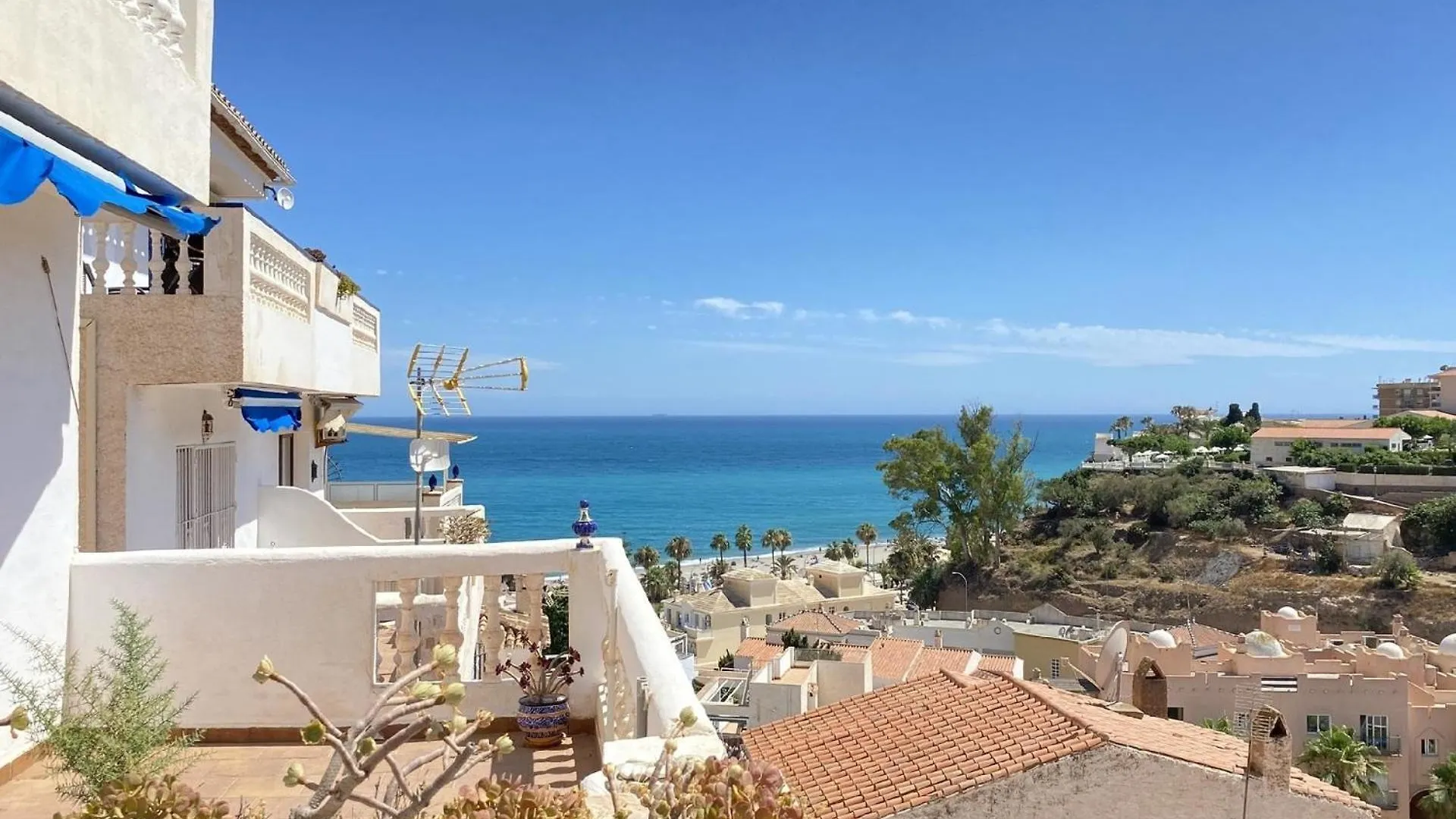 Ferienwohnung Fuer 3 Personen Ca 45 Qm In Nerja, Andalusien Costa Del Sol Lägenhet Nerja
